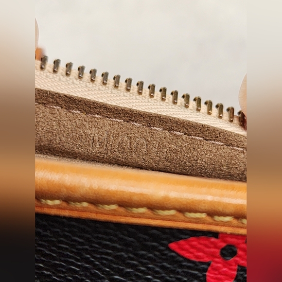 Authentic Louis Vuitton black multicolor Shirley - Picture 10 of 14